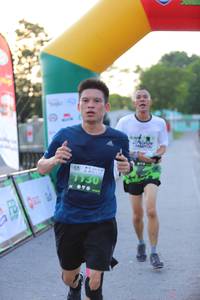 BIB: 1130
                            <button type="button" onclick="openModal(3633245)" class="btn btn-primary btn-sm float-right btn-popup" data-toggle="modal" data-target=".modal-high-quality">
                        <i class="fas fa-shopping-cart"></i> Add to Cart
                    </button>
                                            <button type="button" onclick="isThisMe(3633245, true)" class="btn btn-success btn-sm float-right btn-popup btn-isme hidden" data-toggle="tooltip" data-placement="bottom" title="นี่คือรูปของคุณใช่ไหม คลิกที่นี่เพื่อเอาเข้าอัลบั้ม">
                        <i class="fas fa-plus"></i> Add to album
                    </button>
                    <button type="button" onclick="isThisMe(3633245, false)" class="btn btn-warning btn-sm float-right btn-popup btn-isnotme hidden">
                        <i class="fas fa-ban"></i> Remove from album
                    </button>